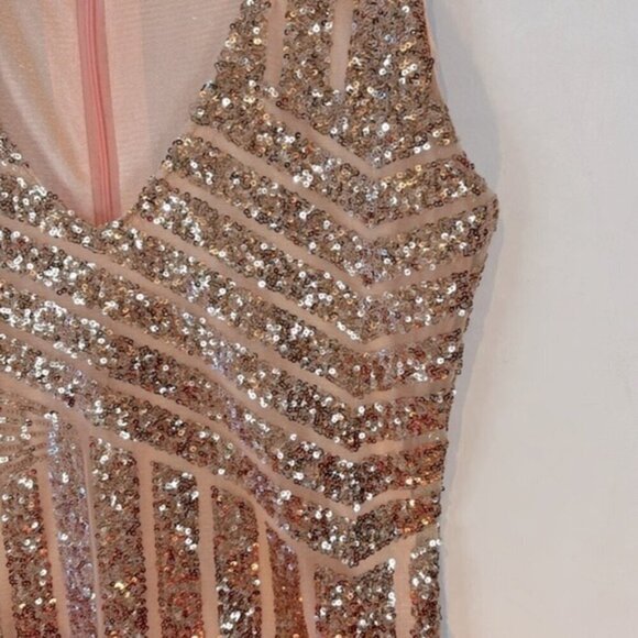 Rose gold Sequin sleeveless A-line mini dress size small - Picture 6 of 10